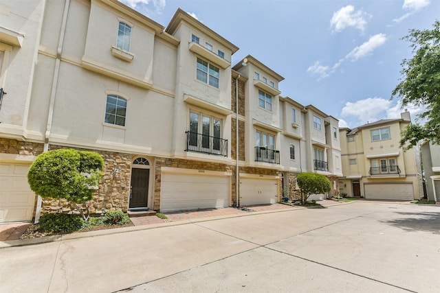 8806 Lakeshore Bend Dr, Houston, TX 77080 - photo 3