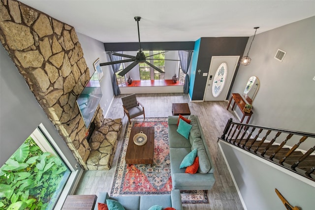 5210 Creek Shadows Dr, Houston, TX 77339 - living room featuring wood finished floors, a ceiling fan, and vaulted ceiling