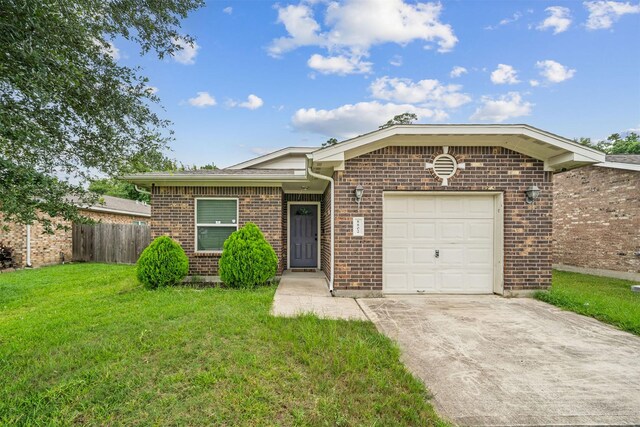 8802 Shady Vista Ln, Houston, TX 77028 - photo 1
