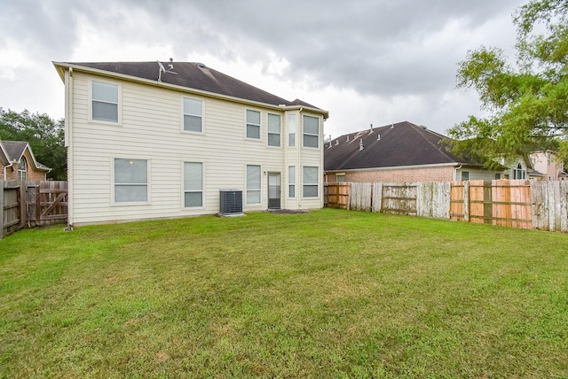 2814 Edgewick Elm St, Fresno, TX 77545 - rear view of house with a fenced backyard