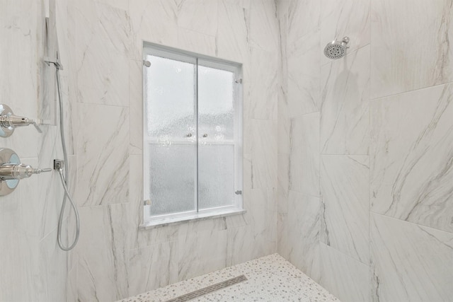 5405 Dickson St, Houston, TX 77007 - bathroom with a marble finish shower