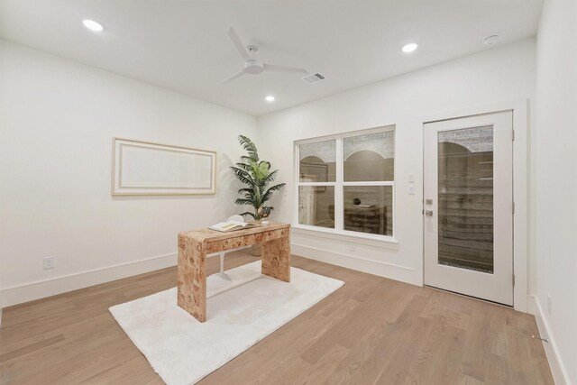 5405 Dickson St, Houston, TX 77007 - office area featuring light wood-type flooring, a ceiling fan, and recessed lighting
