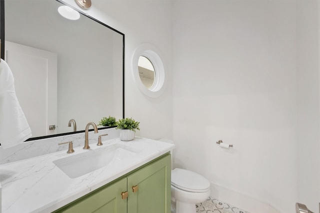 5405 Dickson St, Houston, TX 77007 - bathroom featuring vanity and toilet