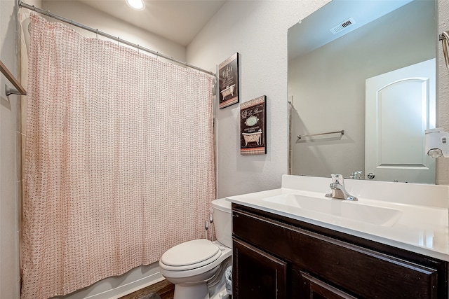 18623 Swainboro Dr, New Caney, TX 77357 - full bath featuring vanity and shower / tub combo with curtain