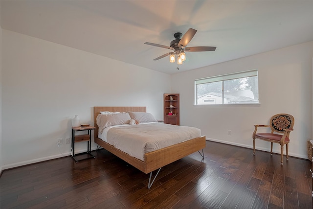 7634 Braesdale Ln, Houston, TX 77071 - bedroom featuring wood finished floors and a ceiling fan