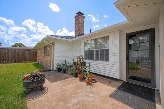 7634 Braesdale Ln, Houston, TX 77071 - view of patio featuring a fire pit