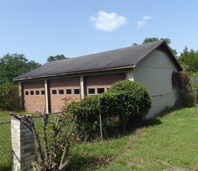 415 N Atchison St, Sealy, TX 77474 - view of detached garage