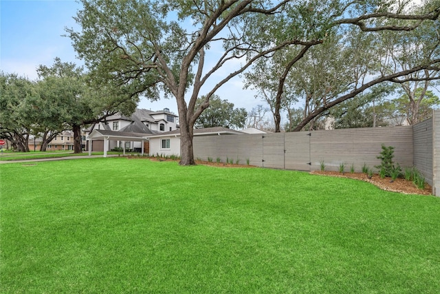 4422 Merwin St, Houston, TX 77027 - view of yard