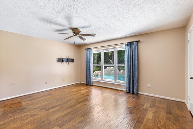 16027 Broadwater Dr, Crosby, TX 77532 - photo 27