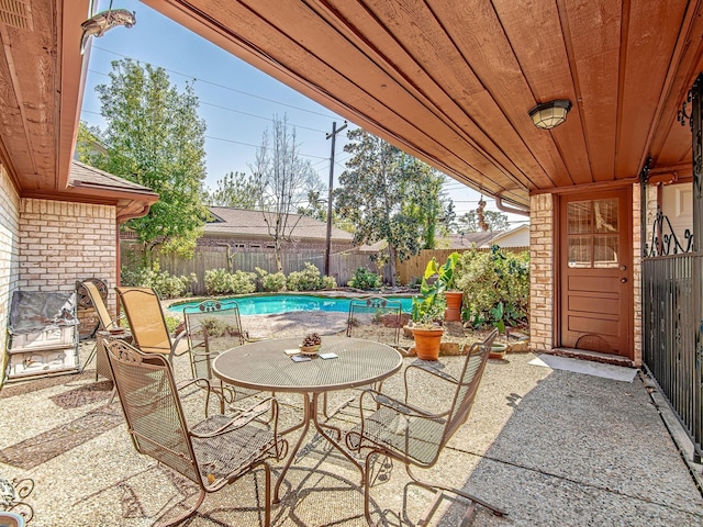 2310 Brooktree Dr, Houston, TX 77008 - photo 2