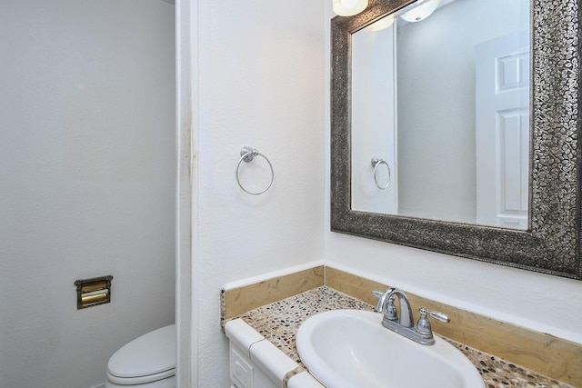 2635 Marilee Ln Unit 2635, Houston, TX 77057 - bathroom with vanity and toilet