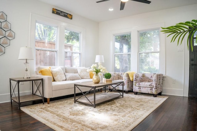 1020 E 16th St, Houston, TX 77009 - living area featuring ceiling fan, dark wood-style floors, and recessed lighting