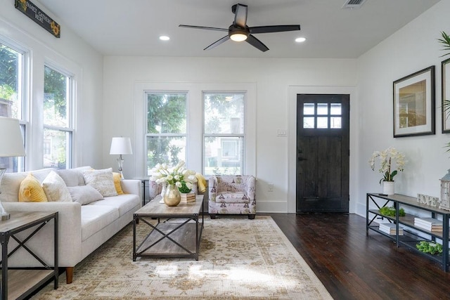 1020 E 16th St, Houston, TX 77009 - living room with healthy amount of natural light, wood finished floors, ceiling fan, and recessed lighting