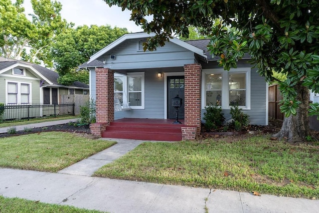 1020 E 16th St, Houston, TX 77009 - bungalow with covered porch