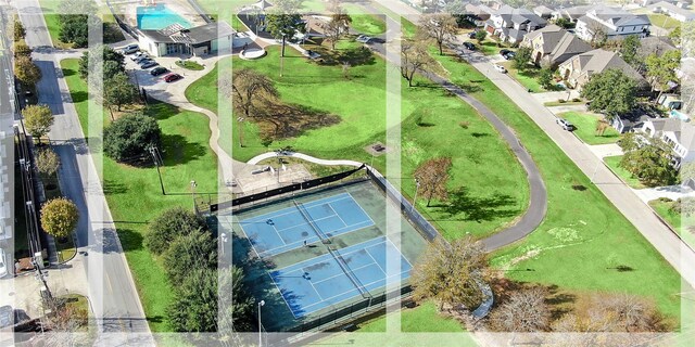 1247 Martin St, Houston, TX 77018 - aerial perspective of suburban area