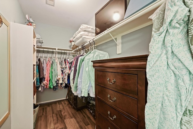 2911 Clay St, Houston, TX 77003 - spacious closet featuring dark wood finished floors