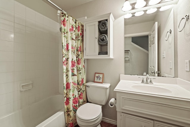 2911 Clay St, Houston, TX 77003 - bathroom with vanity and shower / bath combo with shower curtain