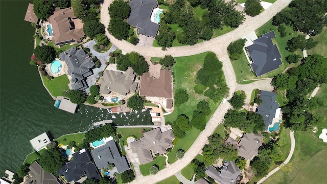 10 Bentwater Bay Cir, Montgomery, TX 77356