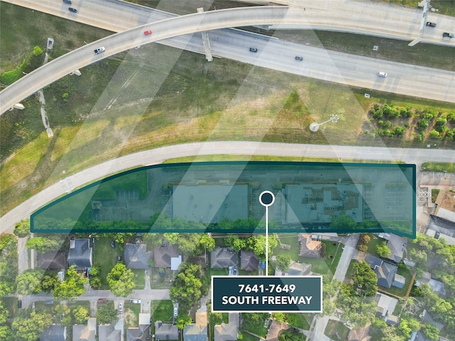 7641-7649 S Freeway, Houston, TX 77021 - photo 2
