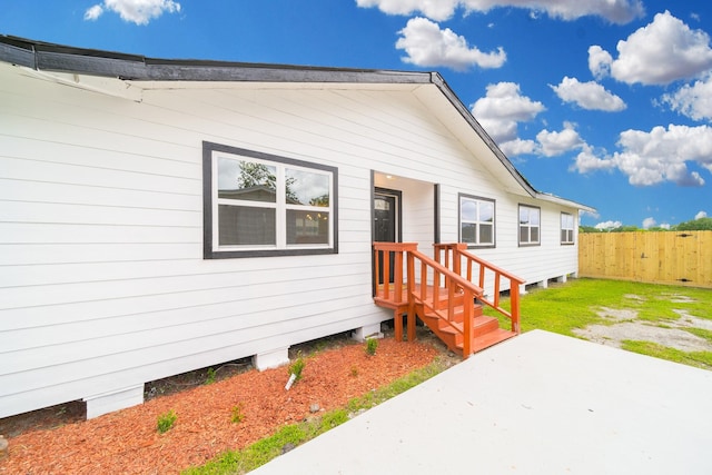 8318 Hanfro Ln, Houston, TX 77088 - view of front of house featuring a patio area