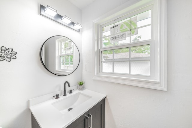 8318 Hanfro Ln, Houston, TX 77088 - bathroom with vanity
