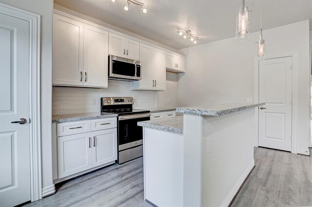 10401 Cathedral Dr, Houston, TX 77051 - photo 3