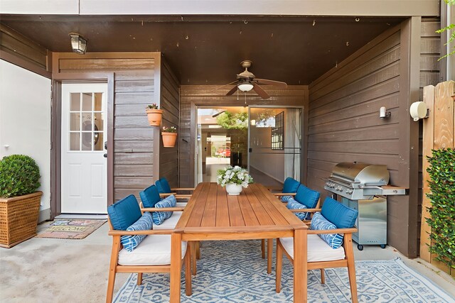 2601 S Braeswood Blvd Unit 302, Houston, TX 77025 - view of patio featuring grilling area, a ceiling fan, and outdoor dining area