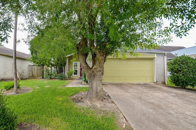 13807 Beech Hollow Ln, Houston, TX 77082 - photo 1
