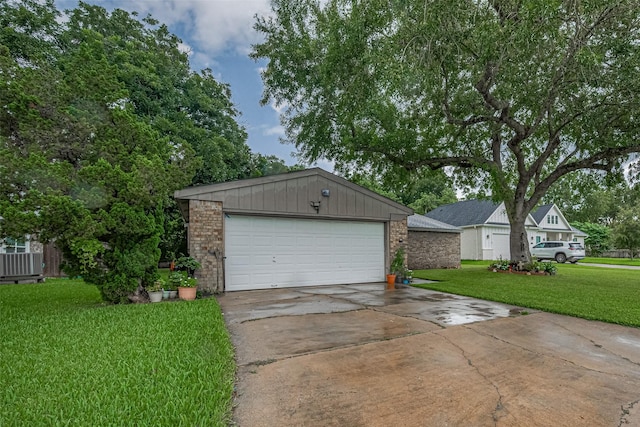 2017 Willow Bend Rd, Wharton, TX 77488 - view of garage