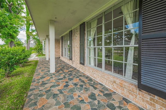 101 Wildrose St, Baytown, TX 77520 - view of porch