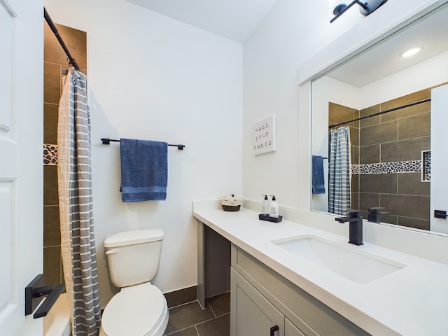 8319 Springwood Canyon Ln, Houston, TX 77055 - bathroom featuring vanity, tile patterned flooring, and curtained shower