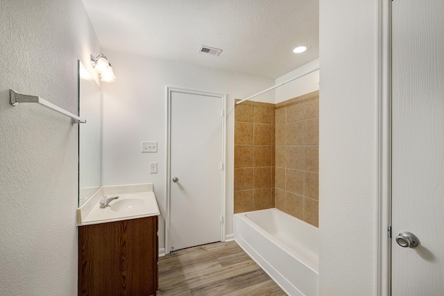 19030 Bee Line Ct, Houston, TX 77073 - photo 14