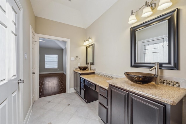 5708 Petty St Unit B, Houston, TX 77007 - full bath featuring vanity, tile patterned floors, and backsplash