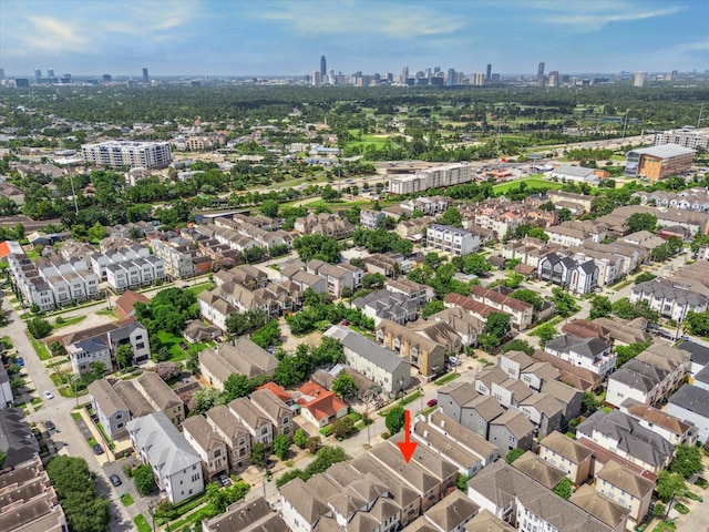 5708 Petty St Unit B, Houston, TX 77007 - aerial view of property's location featuring skyline