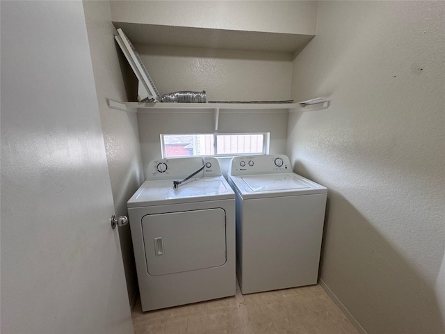 1629 Sylvia Ct, Round Rock, TX 78681 - laundry area featuring washer and dryer and baseboards