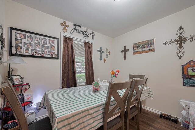 513 Frankie St, Wharton, TX 77488 - dining space featuring baseboards and wood finished floors