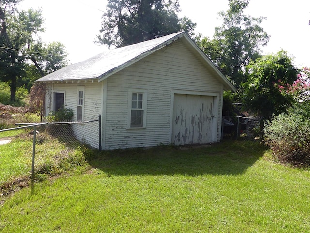 408 N Meyer St, Sealy, TX 77474 - view of outdoor structure