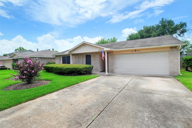10314 Paintbrush Ln, Sugar Land, TX 77498 - single story home featuring brick siding, concrete driveway, an attached garage, and a front lawn