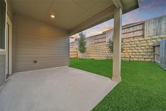 6609 Lahna Oak Dr, Conroe, TX 77304 - patio terrace at dusk with a patio area