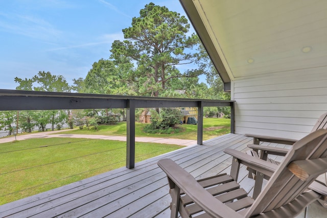 118 Hickory Pnes, Livingston, TX 77351 - deck featuring a yard