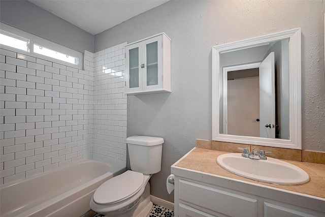 10318 Rockcrest Dr, Houston, TX 77041 - full bath with vanity and bathing tub / shower combination