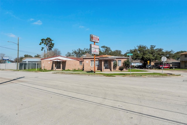 4110 N Main St, Houston, TX 77009 - view of property
