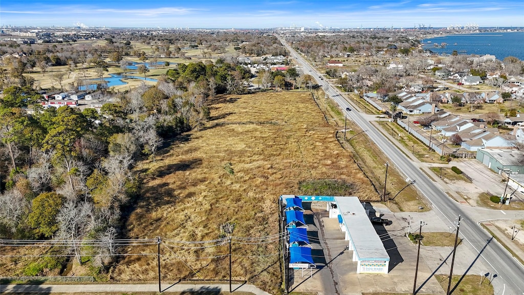 0 Mccabe Rd, La Porte, TX 77571