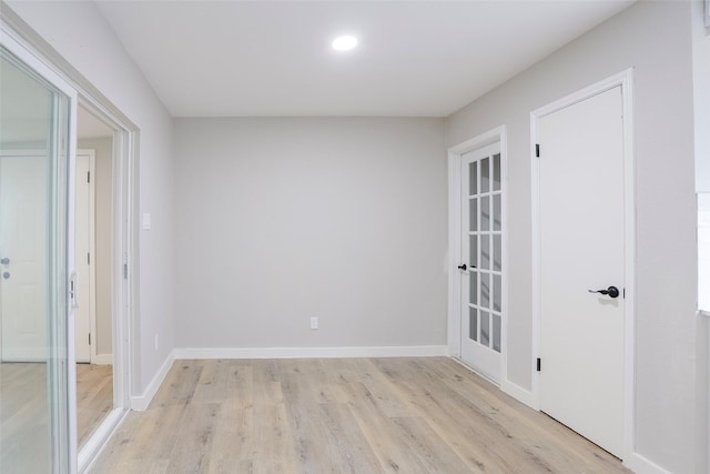 10260 Field Stone Dr, Houston, TX 77041 - spare room featuring light wood-style flooring and recessed lighting