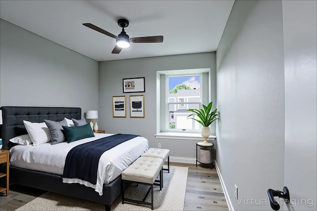 10260 Field Stone Dr, Houston, TX 77041 - bedroom featuring wood finished floors and a ceiling fan
