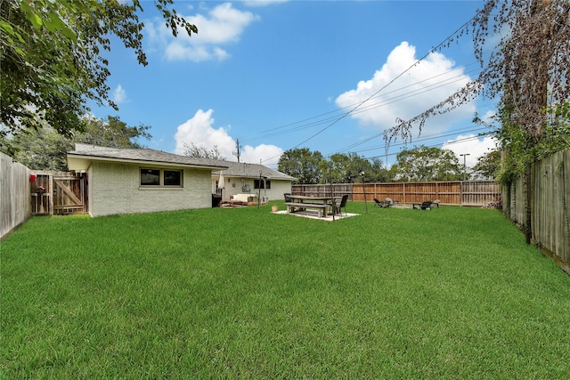 5503 Cheshire Ln, Houston, TX 77092 - view of fenced backyard