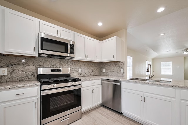 9622 Sugarblossom Ln, Sugar Land, TX 77498 - photo 1