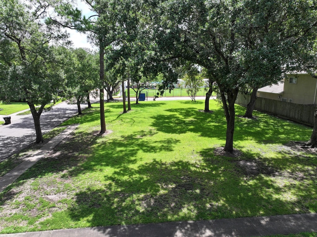 5003 Indigo St, Houston, TX 77096