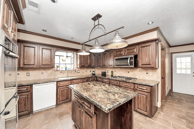 6906 Apple Valley Ln, Houston, TX 77069 - photo 17