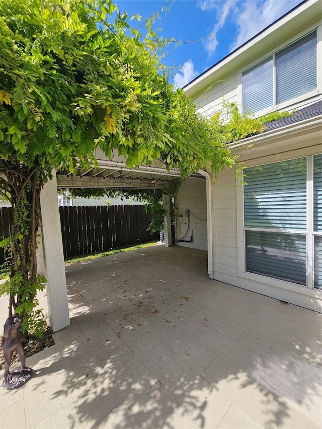 9207 Dairy View Ln, Houston, TX 77099 - view of patio
